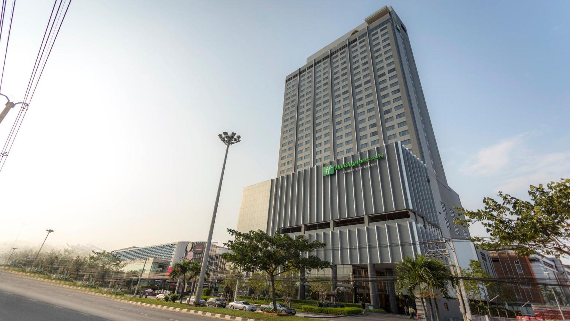 Holiday Inn & Suites Rayong City Centre, An Ihg Hotel מראה חיצוני תמונה